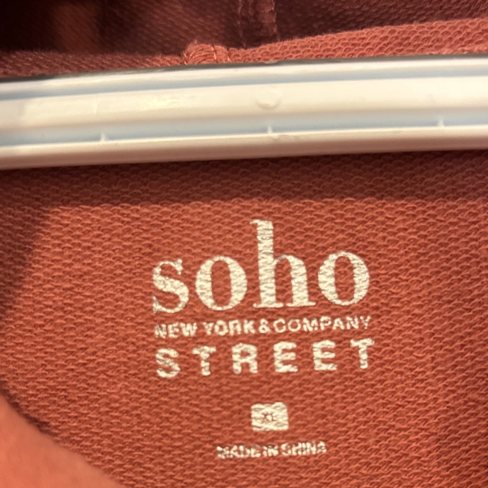 Soho Street New York & Co. Blush LOVE Graphic Hoodie Y2K - Picture 3 of 8